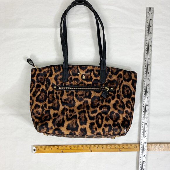 Michael Kors Leopard Nylon Kelsey Tote Bag Purse - Picture 13 of 13